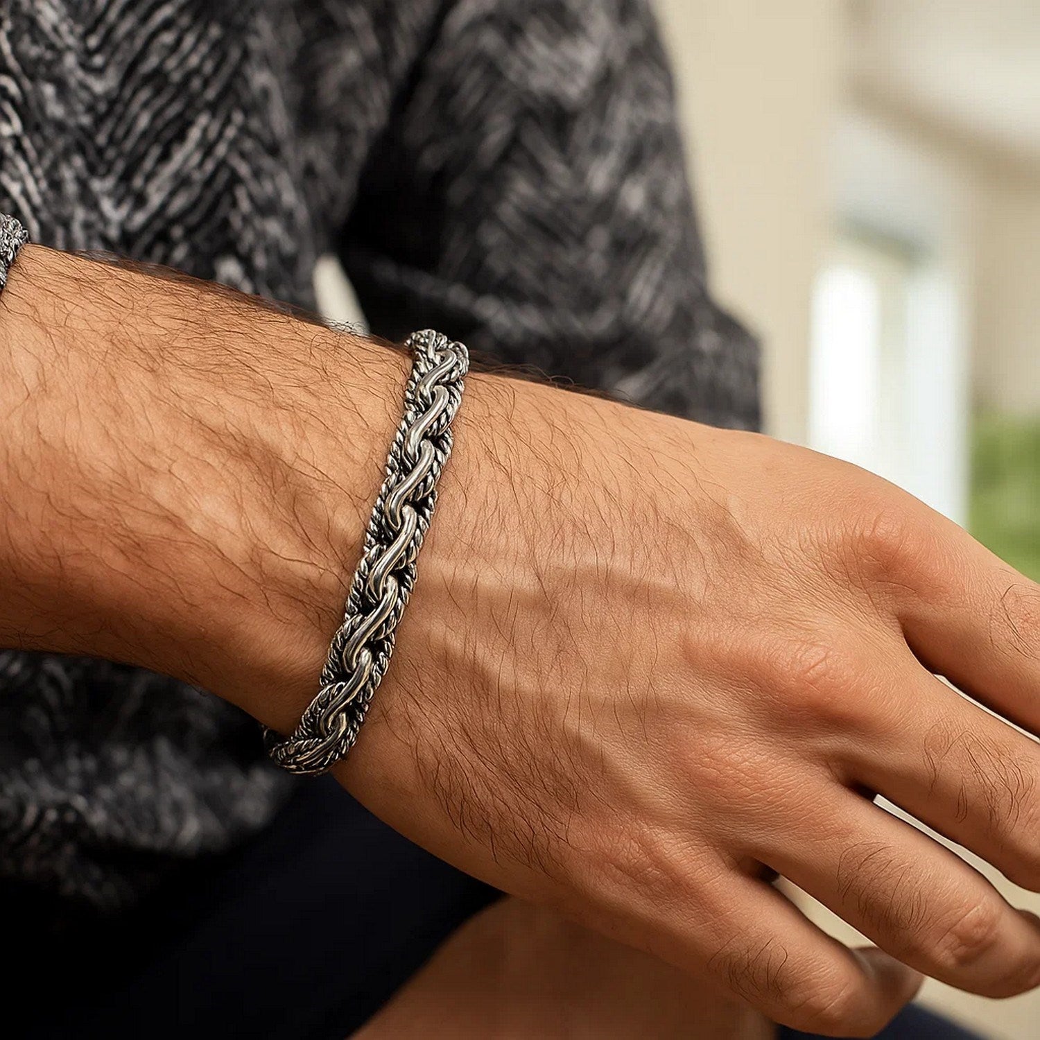 Oxidized Sterling Silver Mens Chain Bracelet in a Cable Motif (8.50 mm)