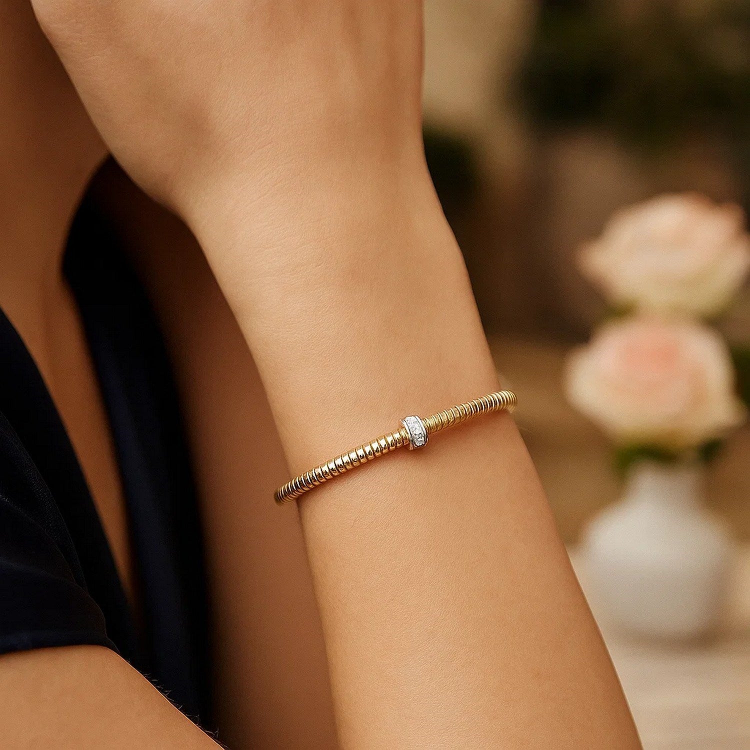 14k Yellow Gold Stretch Bangle with Diamonds (3.00 mm)