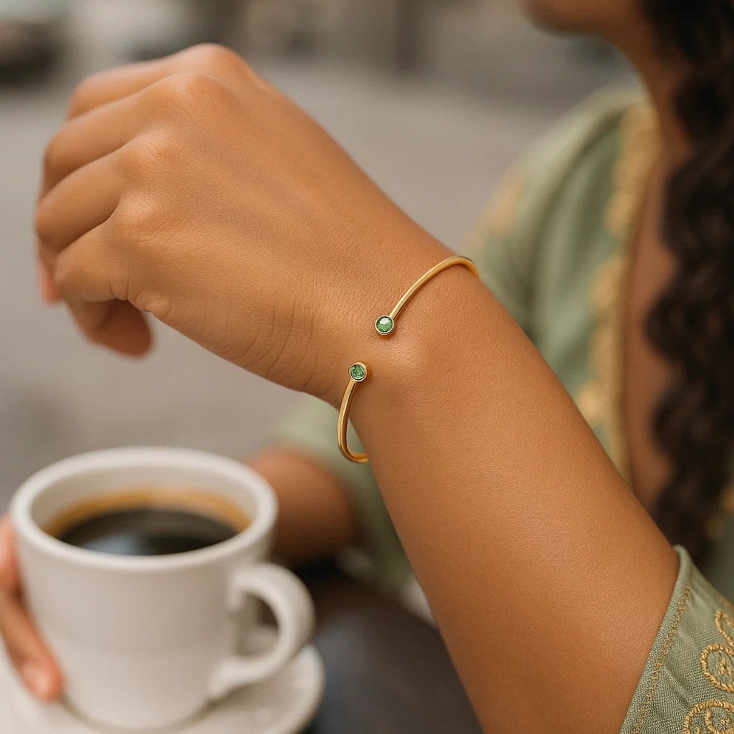 14K Yellow Gold Peridot Open Cuff Bangle (2.00 mm)