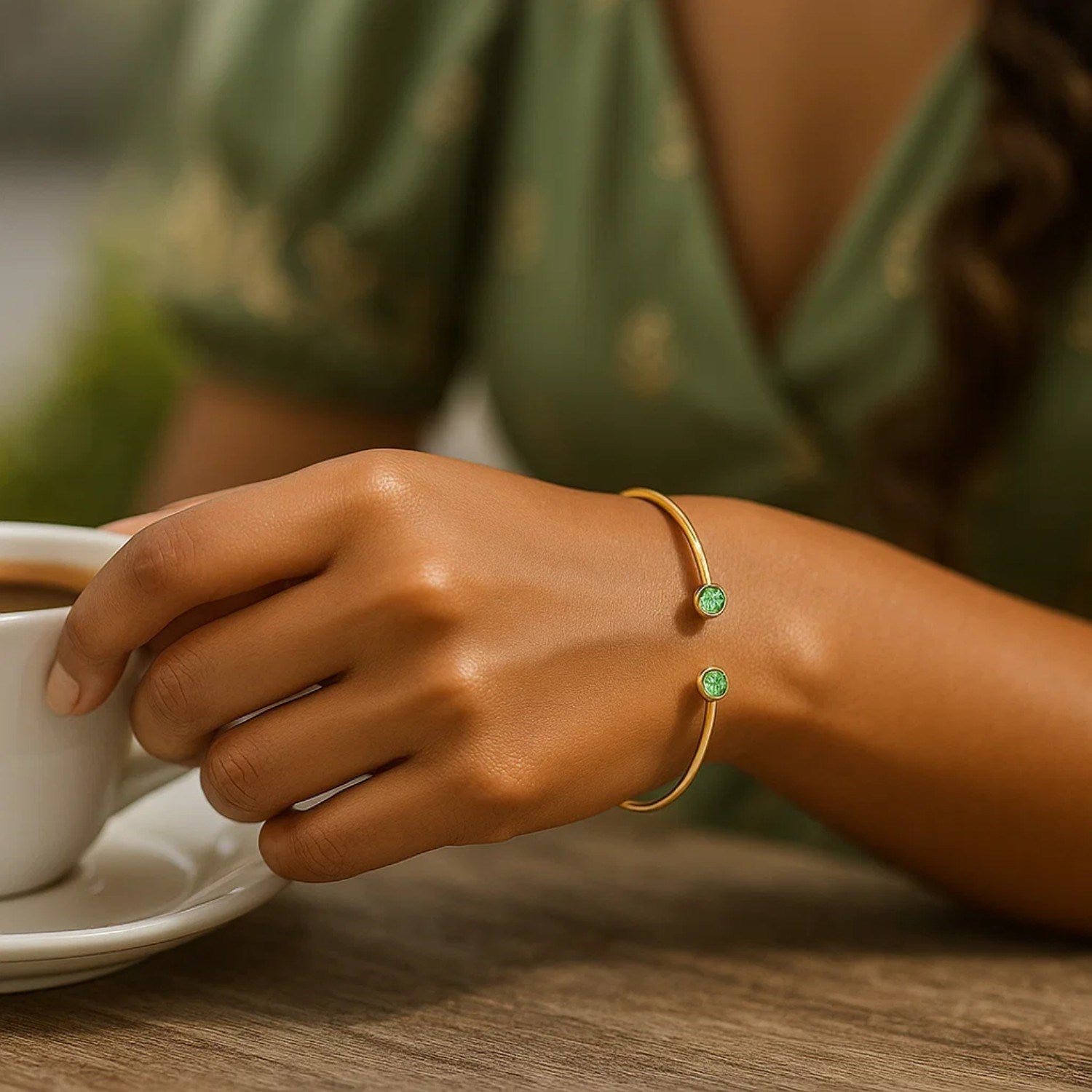 14K Yellow Gold Peridot Open Cuff Bangle (2.00 mm)